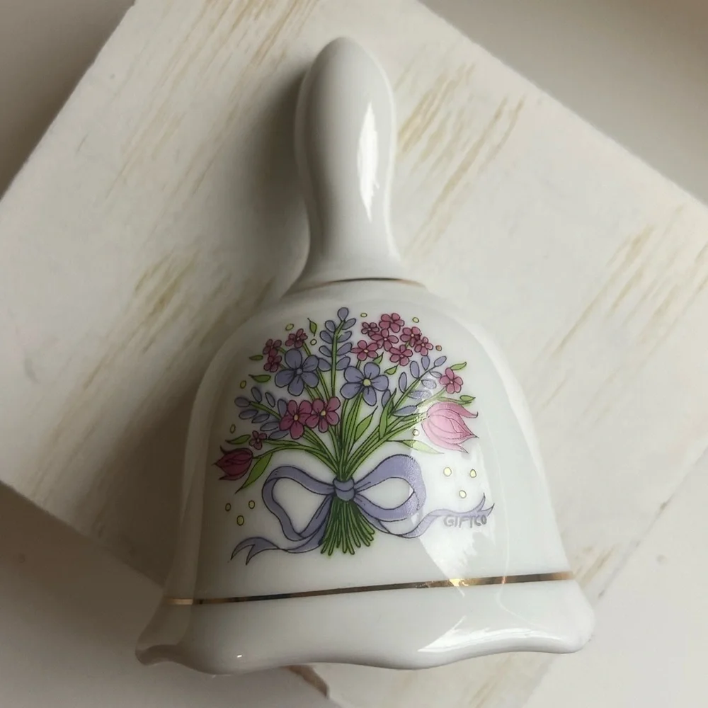 Vintage Ceramic Bell With Flowers